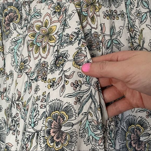 LOFT Border Floral Linen Blend Pull On Skirt - Picture 4 of 9